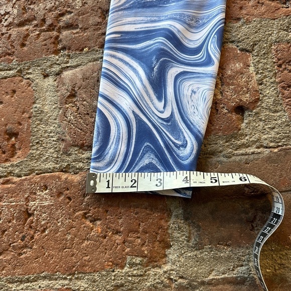Carbon38 Marble Swirl Blue & White High-Waisted High Rise Workout Leggings Small - Picture 12 of 16